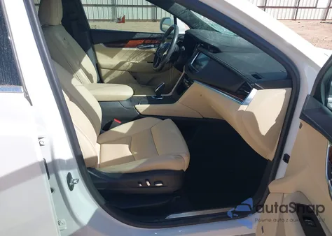 2017 Cadillac Xt5 Premium Luxury z USA, uszkodzony, nr VIN 1GYKNCRS2HZ105821